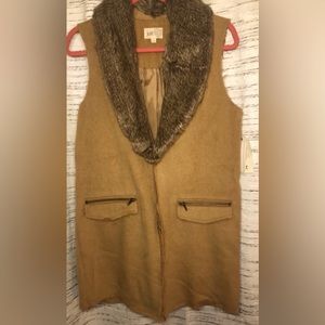 Jolt Raw Hem Caramel Duster Vest
